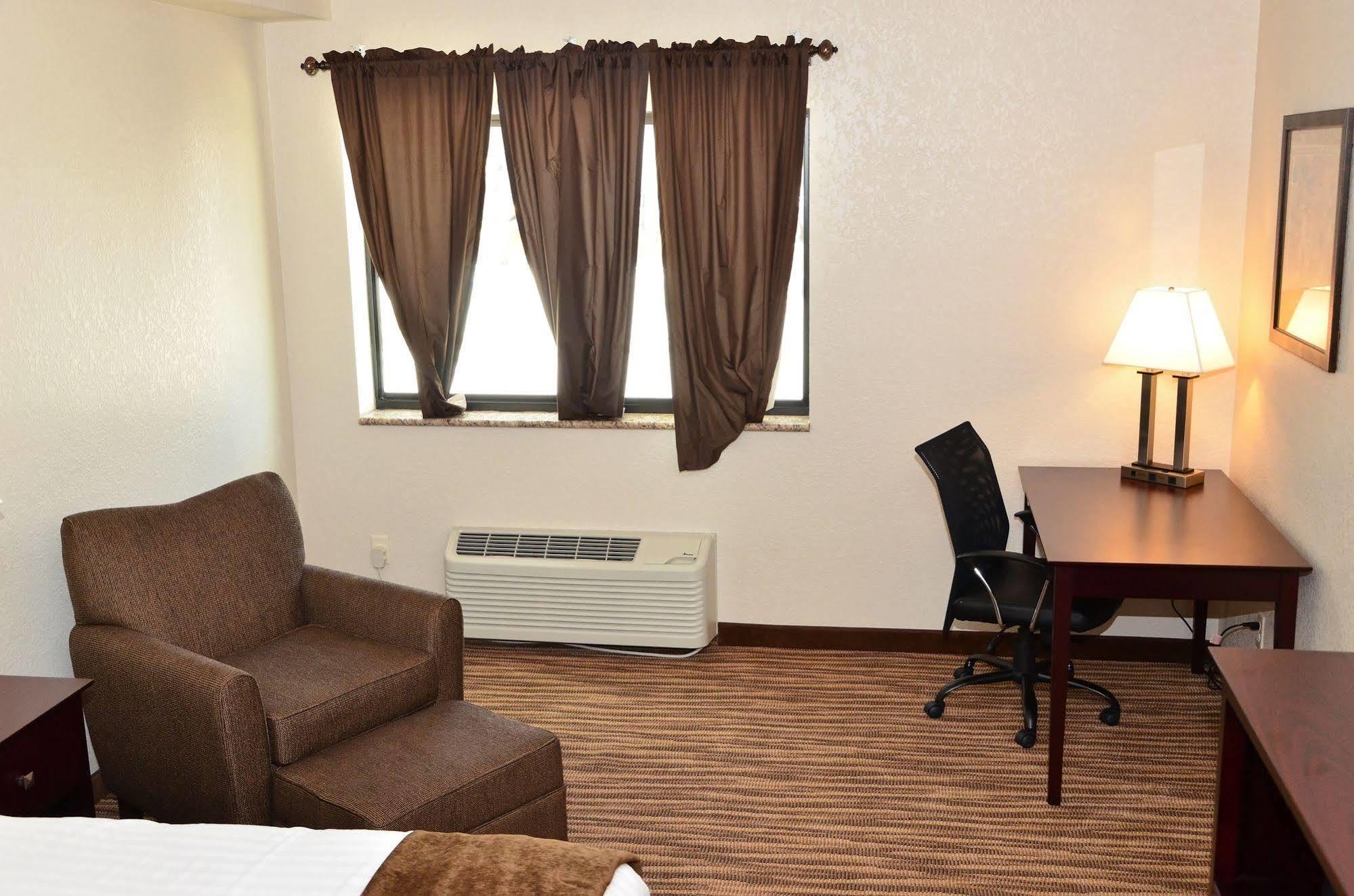 Cobblestone Inn & Suites - Clarion Exterior foto