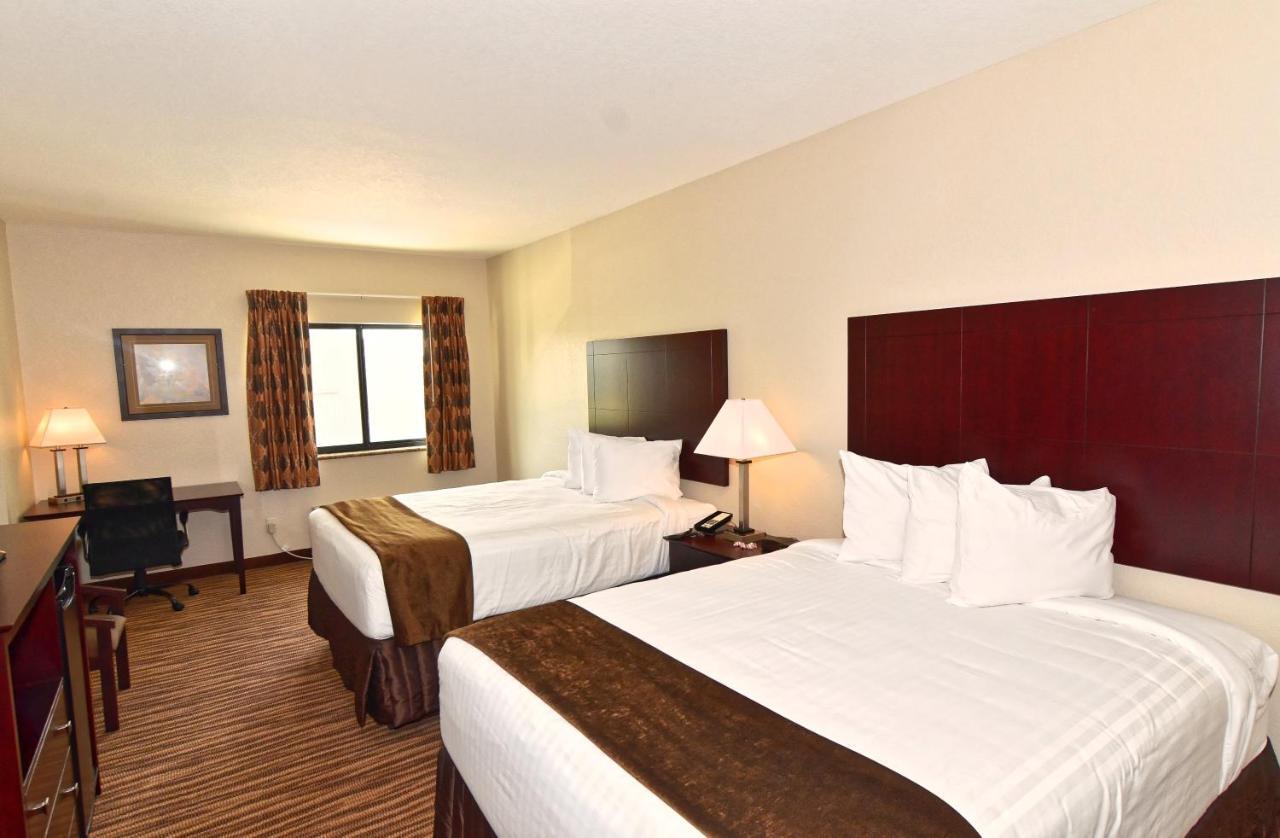 Cobblestone Inn & Suites - Clarion Exterior foto
