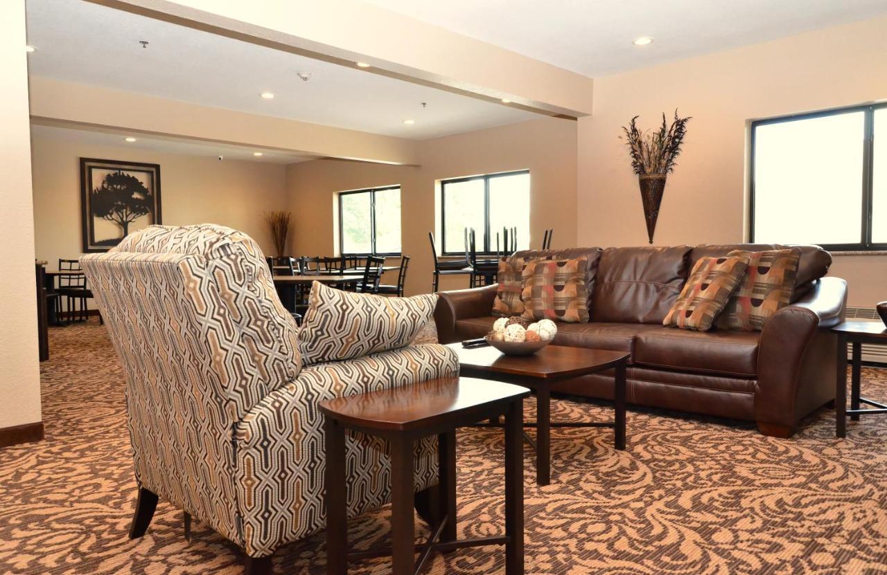 Cobblestone Inn & Suites - Clarion Exterior foto